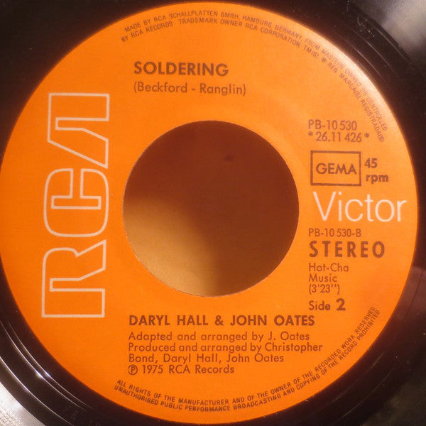 Daryl Hall John Oates* : Sara Smile (7", Single)