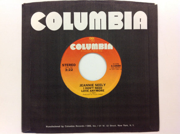 Jeannie Seely : We're still hangin' In There Ain't We Jessi/I Don't Need Love Anymore (7", Single)
