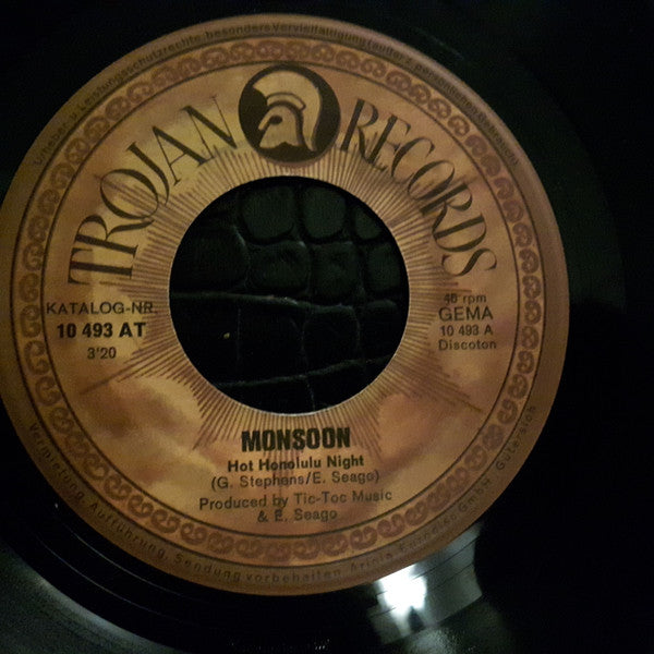 Monsoon (8) : Hot Honolulu Night (7", Single)