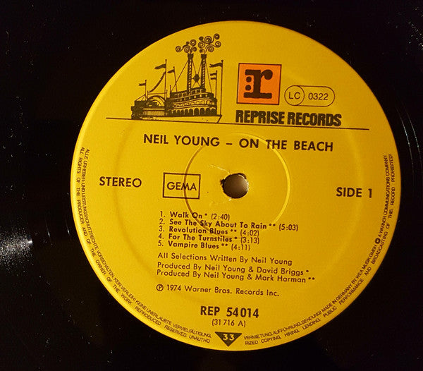 Neil Young : On The Beach (LP, Album)