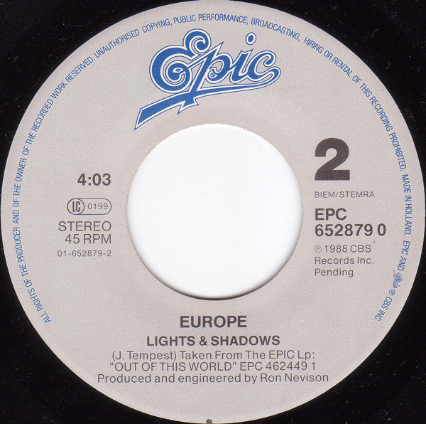 Europe (2) : Superstitious (7", Single)
