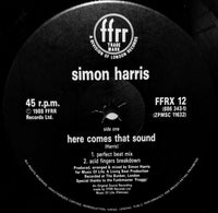 Simon Harris : Here Comes That Sound (12")