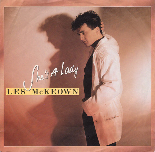 Les McKeown : She's A Lady (7", Single)