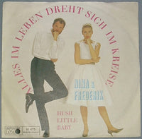 Nina & Frederik : Alles Im Leben Dreht Sich Im Kreise (7", Single)