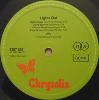 UFO (5) : Lights Out (LP, Album)