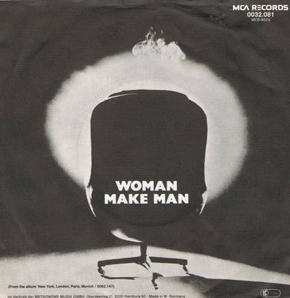 M (2) : Moonlight And Muzak (7", Single)