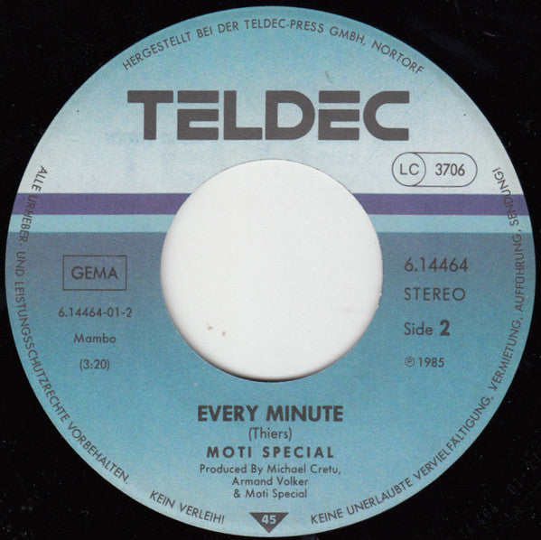 Moti Special : Stop! Girls Go Crazy (7", Single)