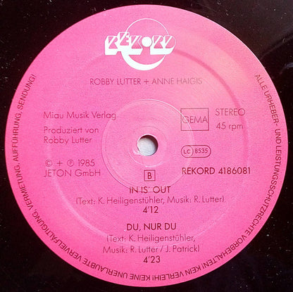 Robby Lutter + Anne Haigis : Zwischen Den Fronten (12", Maxi)