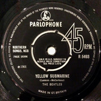 The Beatles : Eleanor Rigby / Yellow Submarine (7", Single, 4-P)