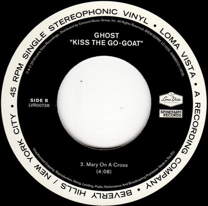 Ghost (32) : Kiss The Go-Goat (7", Single)