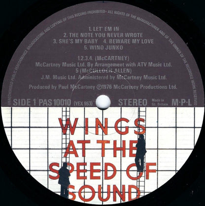 Wings (2) : Wings At The Speed Of Sound (LP, Album)