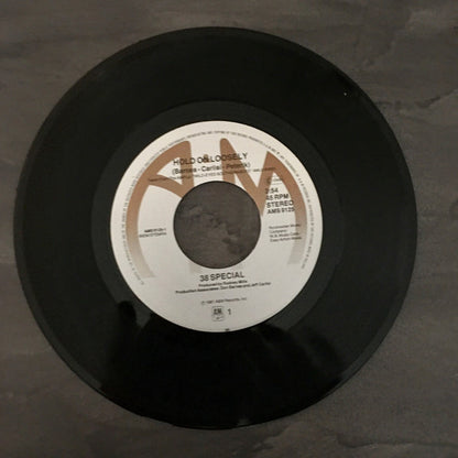 38 Special (2) : Hold On Loosely (7", Single, Promo)