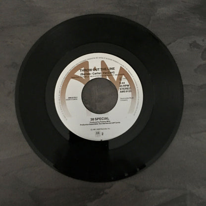 38 Special (2) : Hold On Loosely (7", Single, Promo)