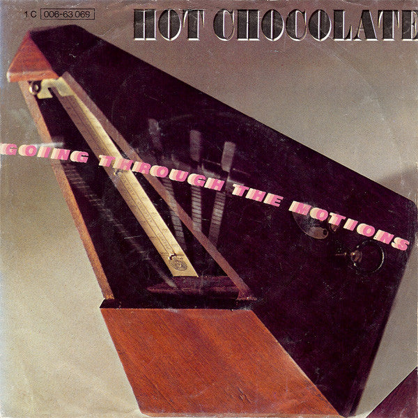 Hot Chocolate : Going Through The Motions (7", Single)