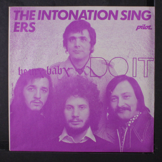 The Intonation Singers : Do It / Be My Baby (7", Single)