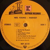 Neil Young : Harvest (LP, Album, RE, Gat)