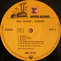 Neil Young : Harvest (LP, Album, RE, Gat)