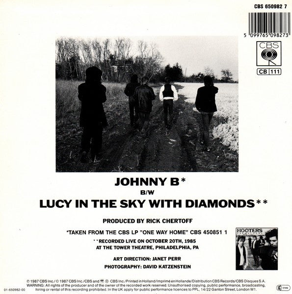 Hooters* : Johnny B (7", Single)