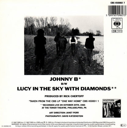 Hooters* : Johnny B (7", Single)