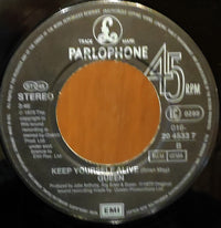 Queen : The Show Must Go On (7", Single, Sid)