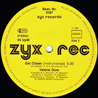 Valerie Dore : Get Closer (12", Yel)