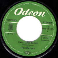 The Beatles : Twist And Shout / Boys (7", Single, RE)