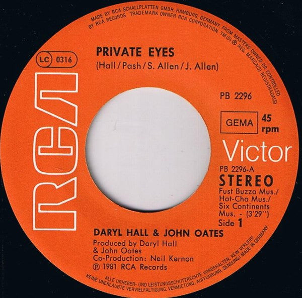 Daryl Hall John Oates* : Private Eyes (7", Single)