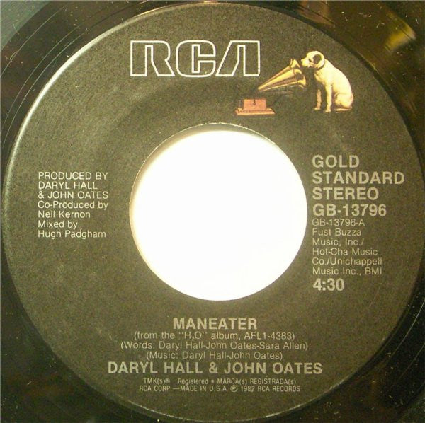 Daryl Hall & John Oates : Maneater / One On One (7", Single)