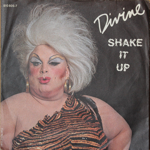 Divine : Shake It Up (7", Single)