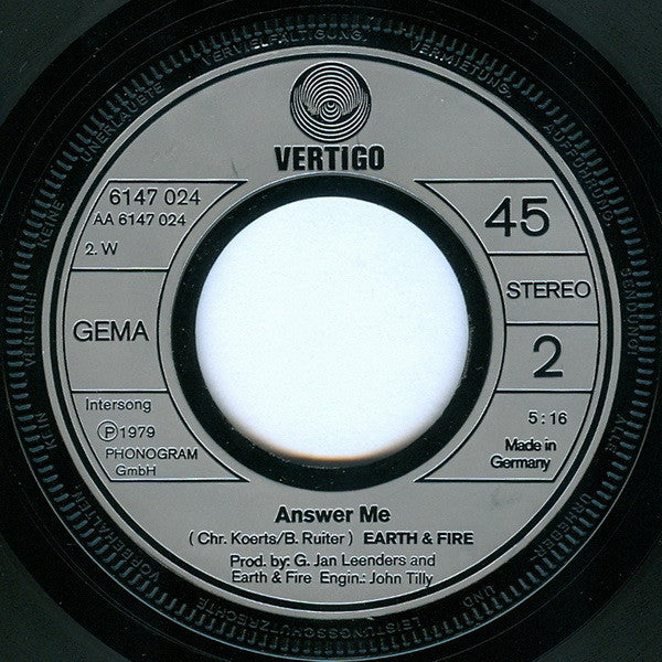 Earth And Fire : Weekend (7", Single)