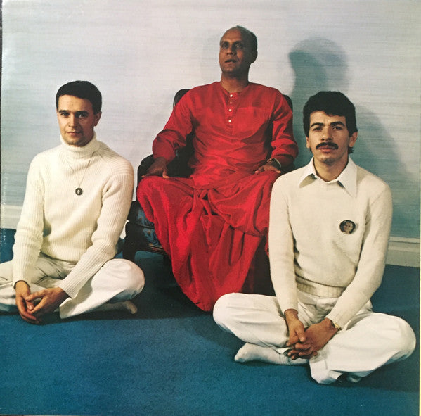 Carlos Santana / Mahavishnu John McLaughlin* : Love Devotion Surrender (LP, Album, Gat)