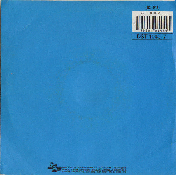Two In A Box : Wiggle It (Limited DeeJay Edition) (7")