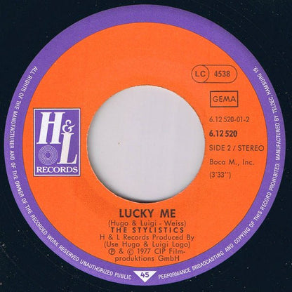 The Stylistics : The Lion Sleeps Tonight (7", Single)
