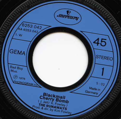 The Runaways : Blackmail / Cherry Bomb / American Nights / Secrets (7", EP)