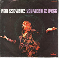 Rod Stewart : Twistin' The Night Away / You Wear It Well (7", Single)