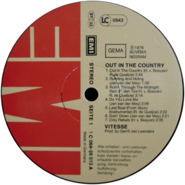 Vitesse (2) : Out In The Country (LP, Album)