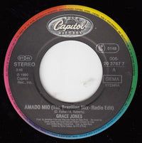 Grace Jones : Amado Mio (7", Single)