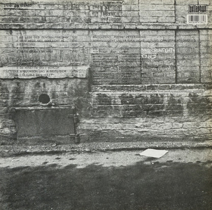 W. Ambros* : Es Lebe Der Zentralfriedhof (LP, Album, RE)