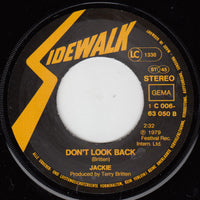 Jackie (7) : Under Fire (7", Single)