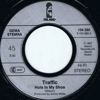 Traffic : Hole In My Shoe / Here We Go 'Round The Mulberry Bush (7", Single)