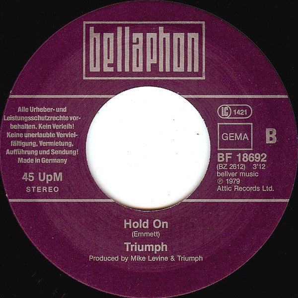 Triumph (2) : American Girls / Hold On (7", Single)