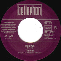 Triumph (2) : American Girls / Hold On (7", Single)