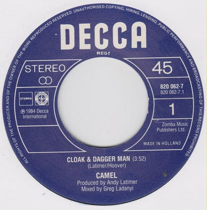 Camel : Cloak And Dagger Man (7", Single)