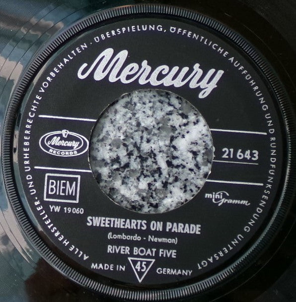 River Boat Five* : Little Star/Sweethearts On Parade  (7", Single)