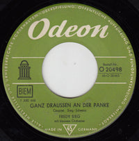 Fredy Sieg : Hochzeit Bei Zickenschulze / Ganz Draussen An Der Panke (7", Single)