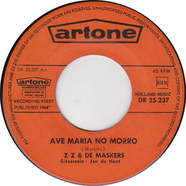Z.Z. & De Maskers* : Ave Maria No Moro / James Bond 007 (7", Single)