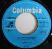 Lord Ulli : Die Schwarze Lady / Satans Hochzeit (7")