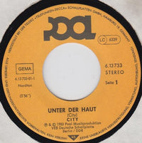 City (3) : Unter Der Haut (7", Single)