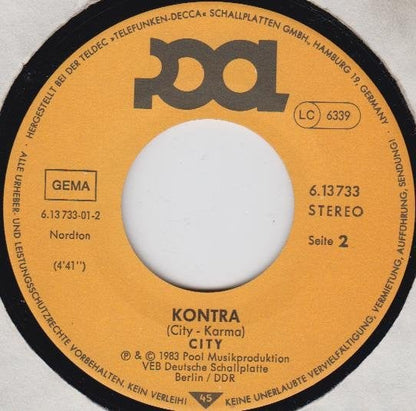 City (3) : Unter Der Haut (7", Single)