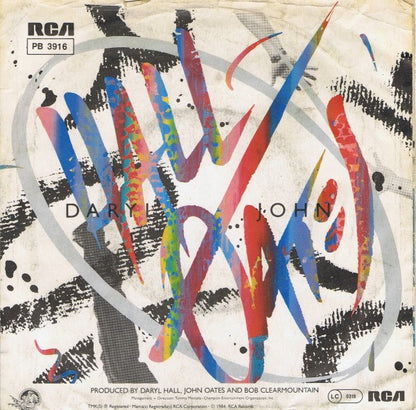 Daryl Hall / John Oates* : Out Of Touch (7", Single)